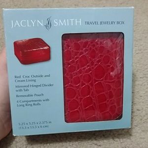 New Jaclyn Smith travel jewelry box